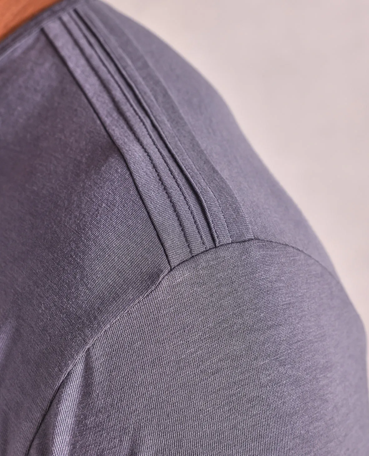 The Reid - Eco-Friendly LS V-Neck Tee - Grey